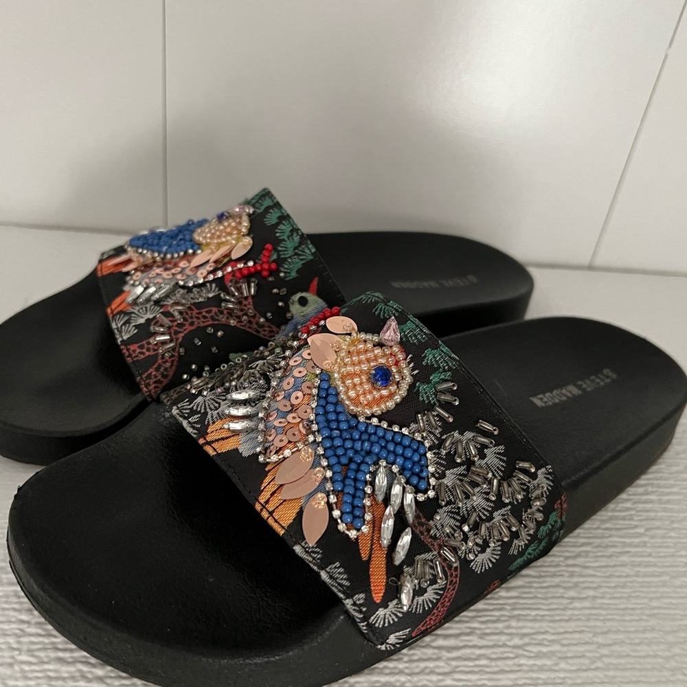 Steve Madden Slides US Size 9 Womens